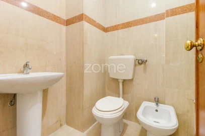 Apartamento T2 para Venda em Queluz e Belas