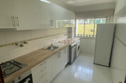 Apartamento T2 para Venda em Queluz e Belas