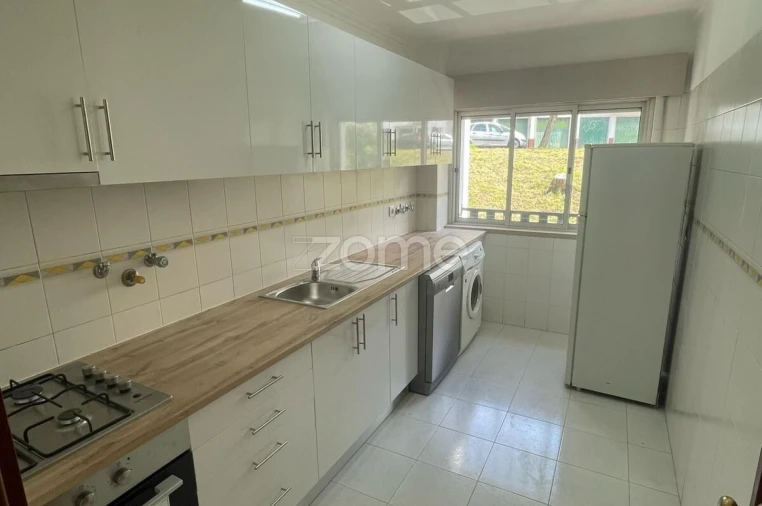 Apartamento T2 para Venda em Queluz e Belas Foto 10