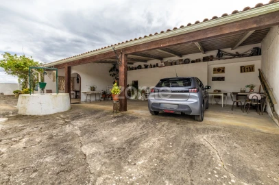 Moradia T3 para Venda em Nossa Senhora do Pópulo, Coto e São Gregório