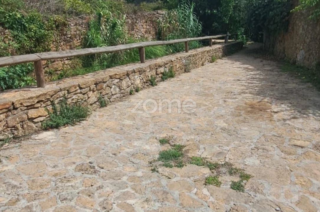 Moradia T4 para Venda em Almalagues Foto 19