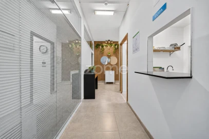 Negócio para Venda em Albufeira e Olhos de Água