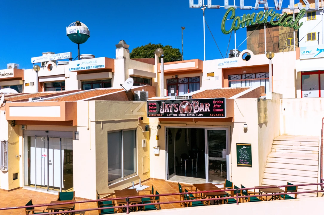Negócio para Venda em Albufeira e Olhos de Água Foto 1