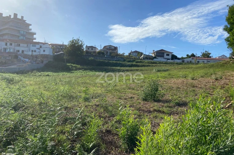Terreno para Venda em O. Azeméis, Riba-Ul, Ul, Macinhata Seixa, Madail Foto 5