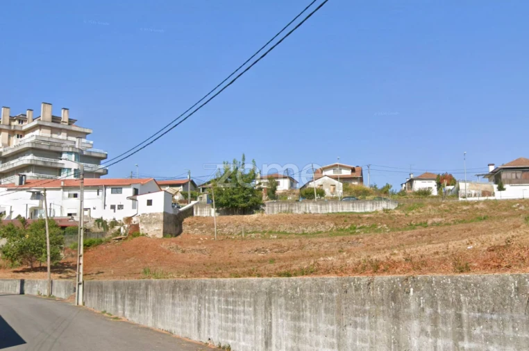 Terreno para Venda em O. Azeméis, Riba-Ul, Ul, Macinhata Seixa, Madail Foto 6