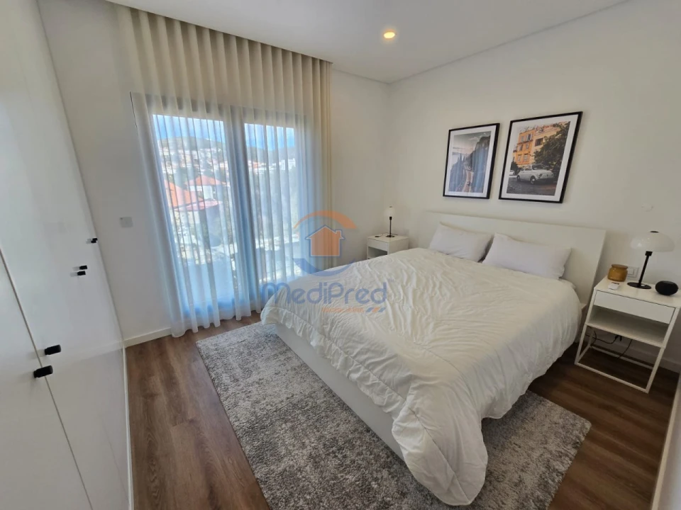 Apartamento T2 para Venda em Pontinha e Famões Foto 11