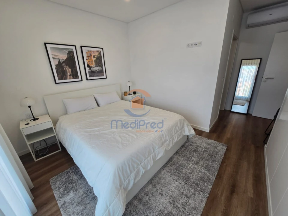Apartamento T2 para Venda em Pontinha e Famões Foto 13