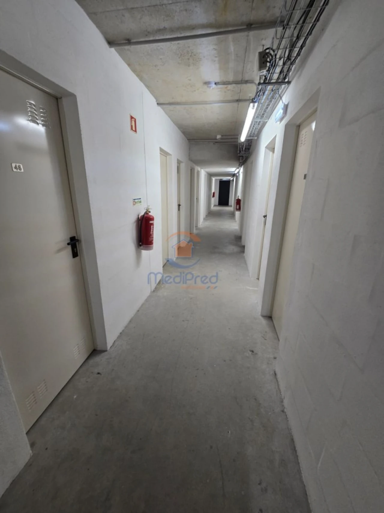 Apartamento T2 para Venda em Pontinha e Famões Foto 21
