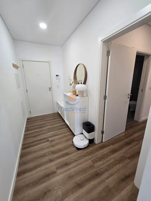 Apartamento T2 para Venda em Pontinha e Famões