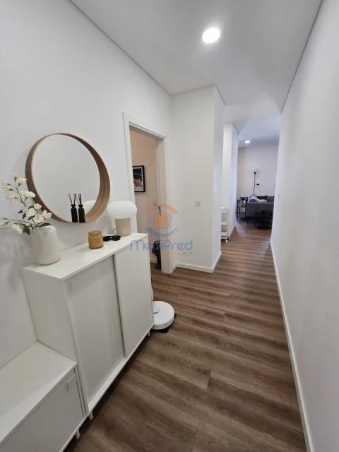 Apartamento T2 para Venda em Pontinha e Famões