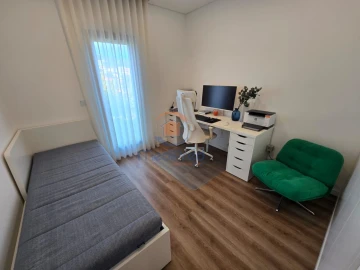 Apartamento T2 para Venda em Pontinha e Famões
