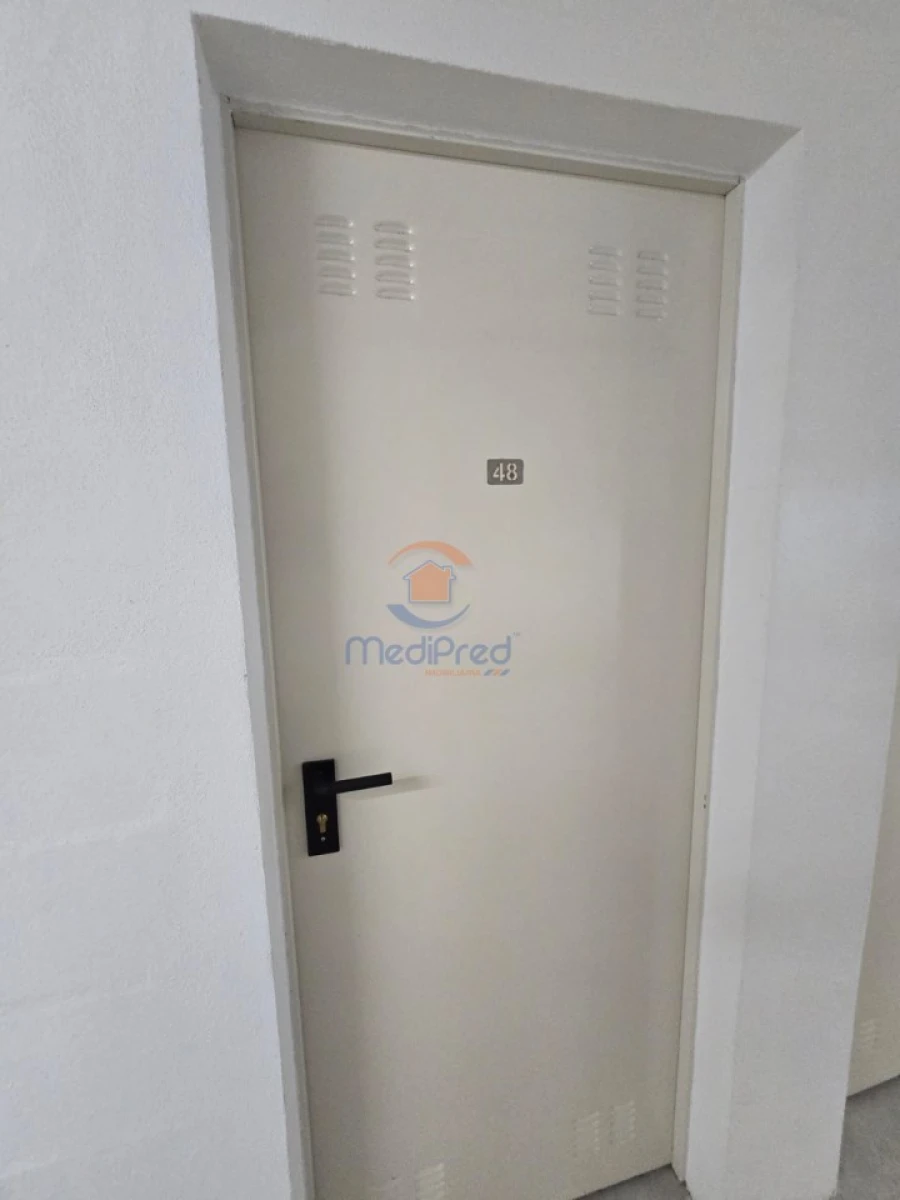 Apartamento T2 para Venda em Pontinha e Famões Foto 22
