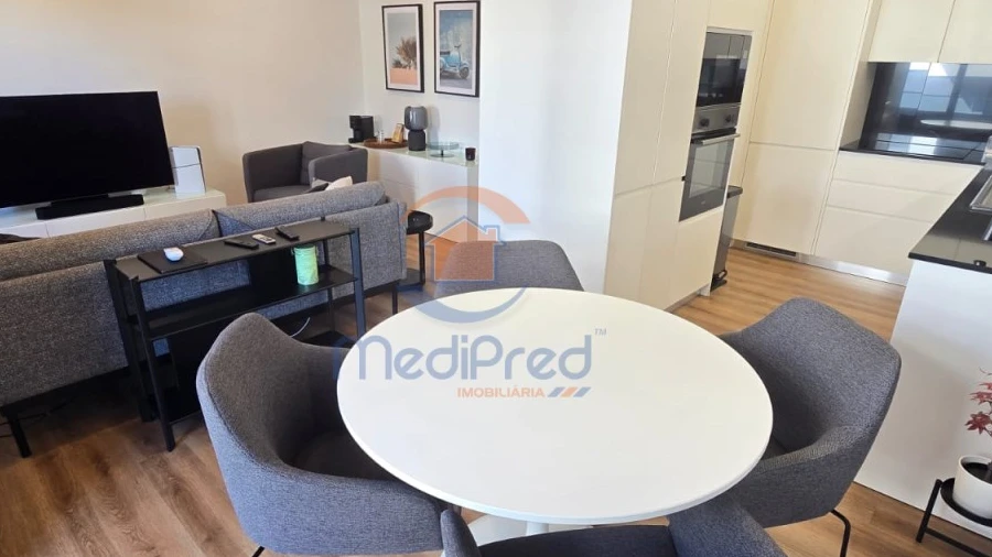 Apartamento T2 para Venda em Pontinha e Famões