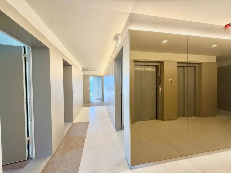 Apartamento T2 para Venda em Mafamude e Vilar do Paraíso Foto 21