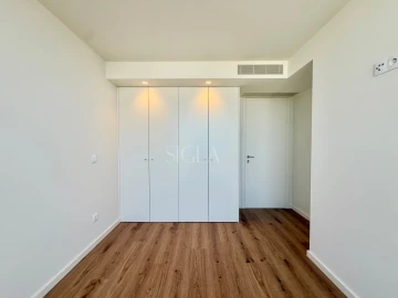 Apartamento T2 para Venda em Mafamude e Vilar do Paraíso