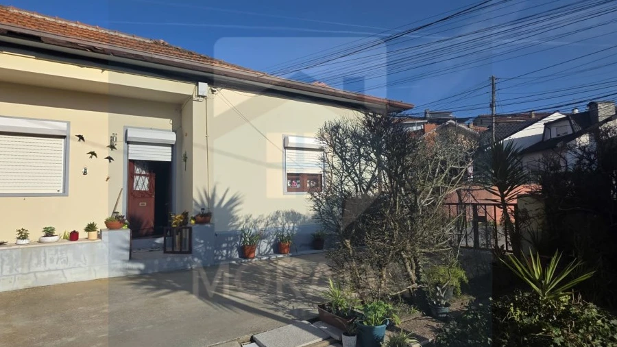 Quinta T2 para Venda em Mafamude e Vilar do Paraíso
