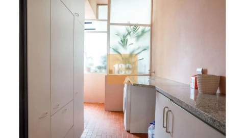 Apartamento T3 para Arrendamento em Cedofeita, Santo Ildefonso, Sé, Miragaia, São Nicolau e Vitória