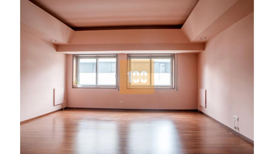 Apartamento T3 para Arrendamento em Cedofeita, Santo Ildefonso, Sé, Miragaia, São Nicolau e Vitória
