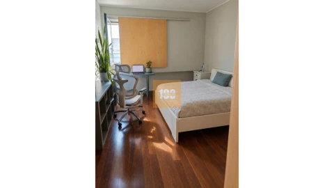 Apartamento T2 para Venda em Lordelo do Ouro e Massarelos