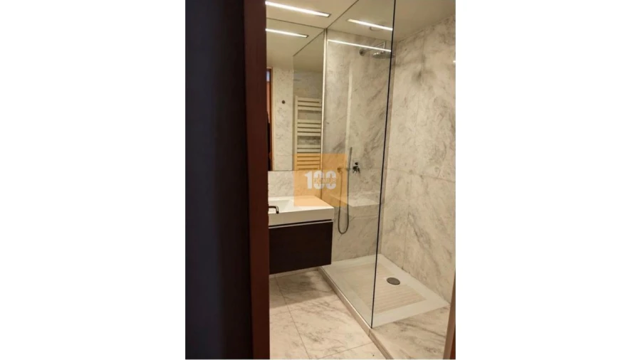 Apartamento T2 para Venda em Lordelo do Ouro e Massarelos Foto 10