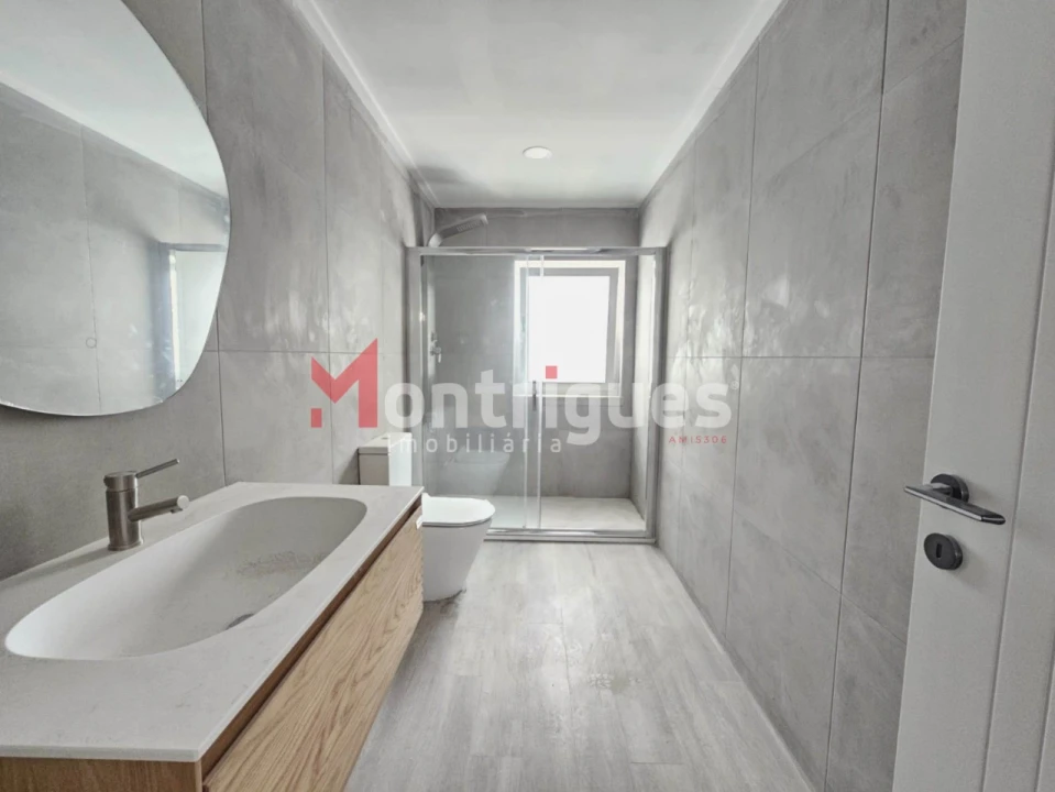 Apartamento T1 para Venda em Alto do Seixalinho, Santo André e Verderena Foto 9