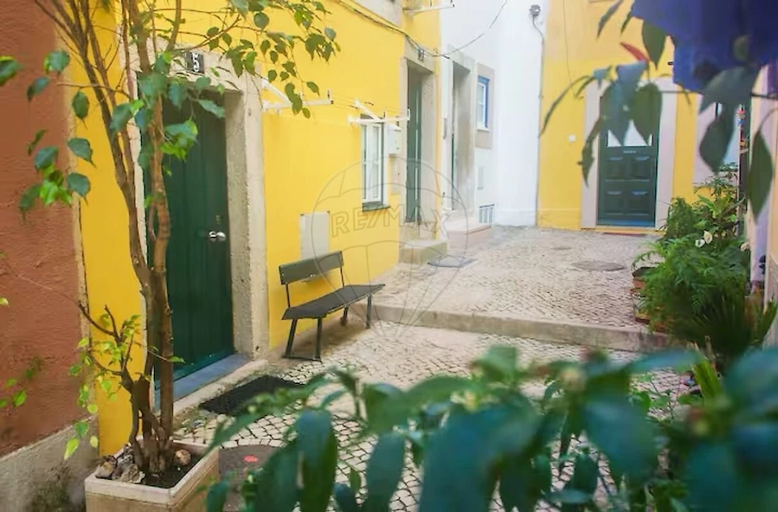 Apartamento T1 para Venda em Santa Maria Maior Foto 19