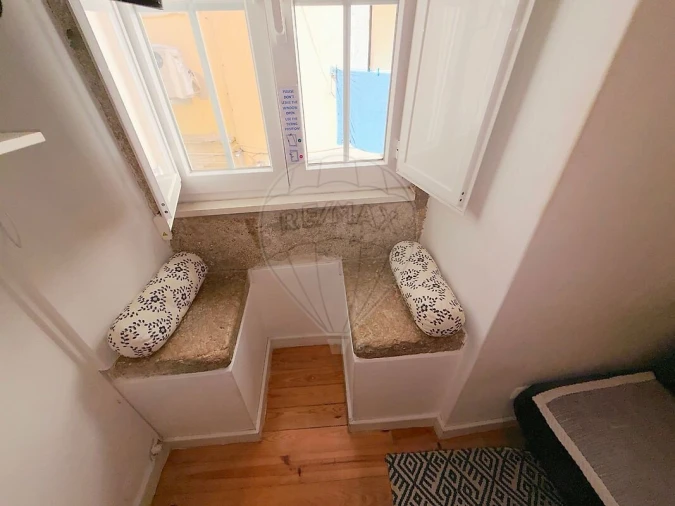 Apartamento T1 para Venda em Santa Maria Maior Foto 6