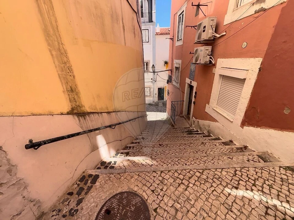 Apartamento T1 para Venda em Santa Maria Maior Foto 36