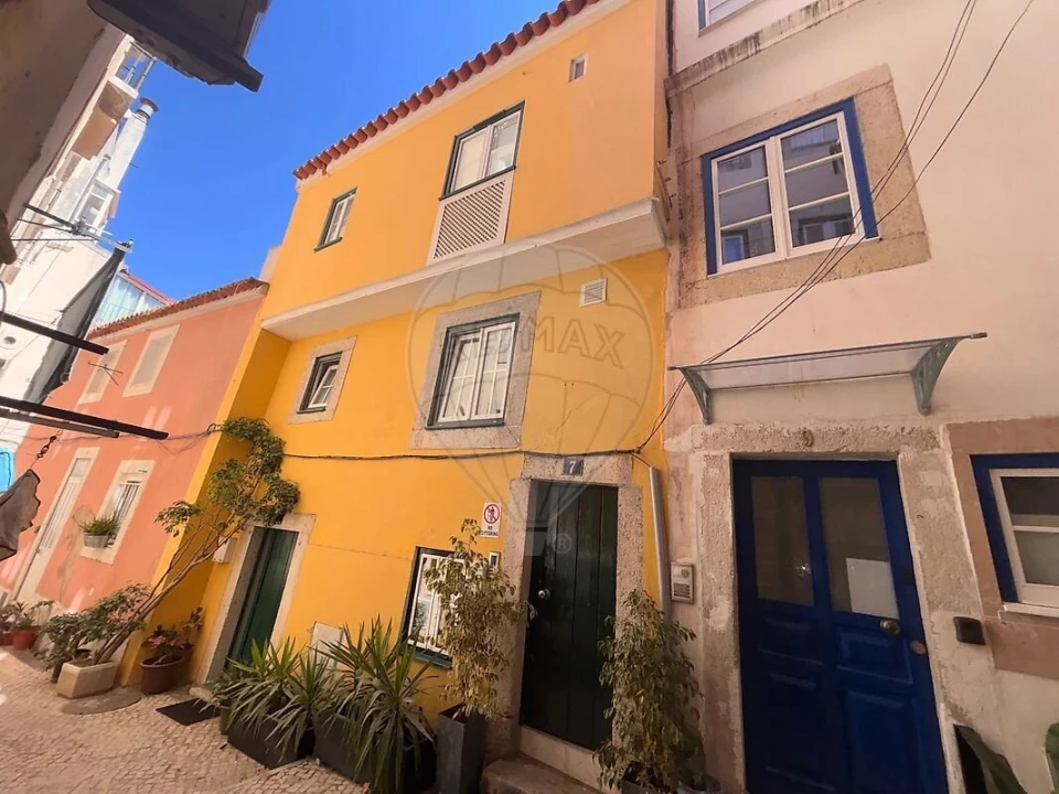 Apartamento T1 para Venda em Santa Maria Maior Foto 1