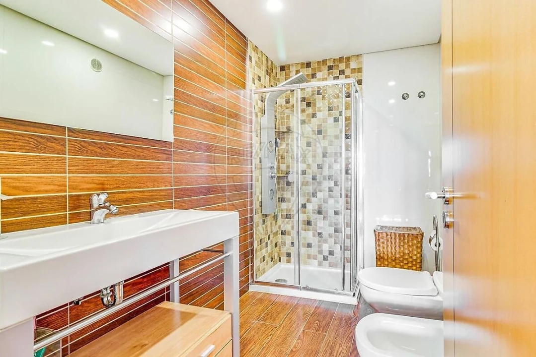 Apartamento T3 para Venda em Póvoa de Santa Iria e Forte da Casa Foto 10