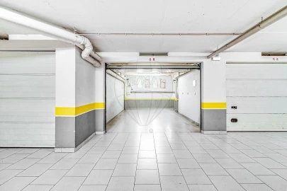 Apartamento T3 para Venda em Póvoa de Santa Iria e Forte da Casa