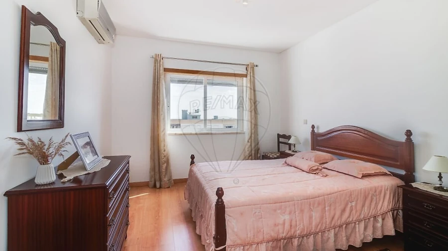 Apartamento T3 para Venda em Póvoa de Santa Iria e Forte da Casa