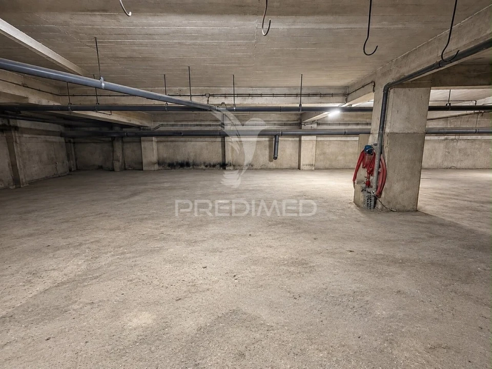 Apartamento T3 para Venda em Benfica Foto 17