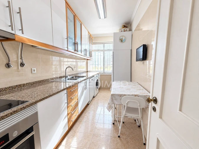 Apartamento T3 para Venda em Benfica Foto 6
