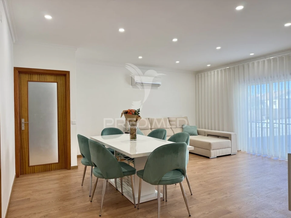 Apartamento T4 para Venda em Fatima Foto 1
