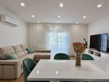 Apartamento T4 para Venda em Fatima