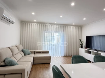 Apartamento T4 para Venda em Fatima