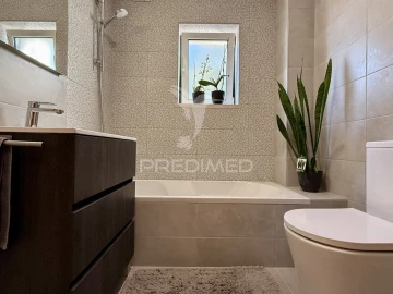 Apartamento T4 para Venda em Fatima