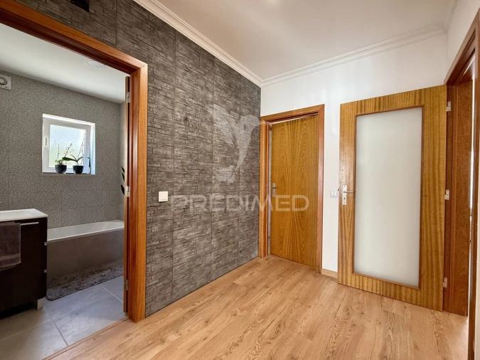 Apartamento T4 para Venda em Fatima Foto 36