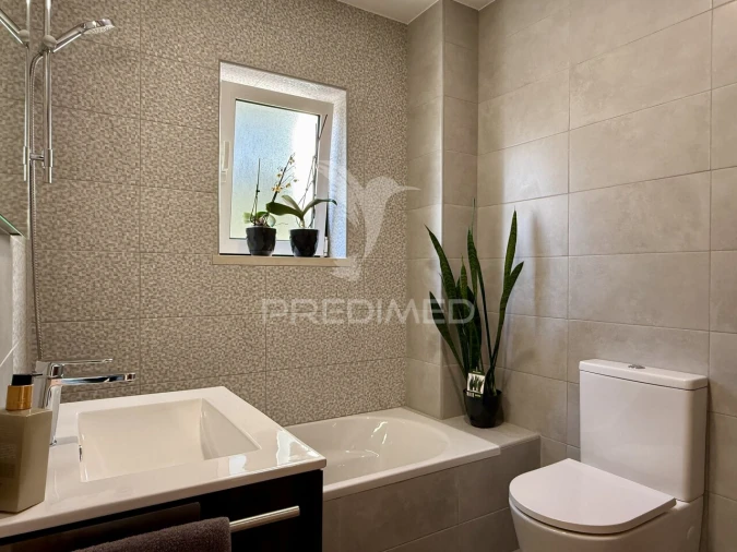 Apartamento T4 para Venda em Fatima Foto 30