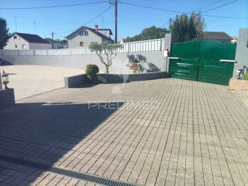 Moradia T6 para Venda em Vilar Formoso