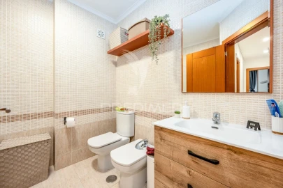 Apartamento T2 para Venda em Carregado e Cadafais