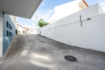 Apartamento T2 para Venda em Carregado e Cadafais