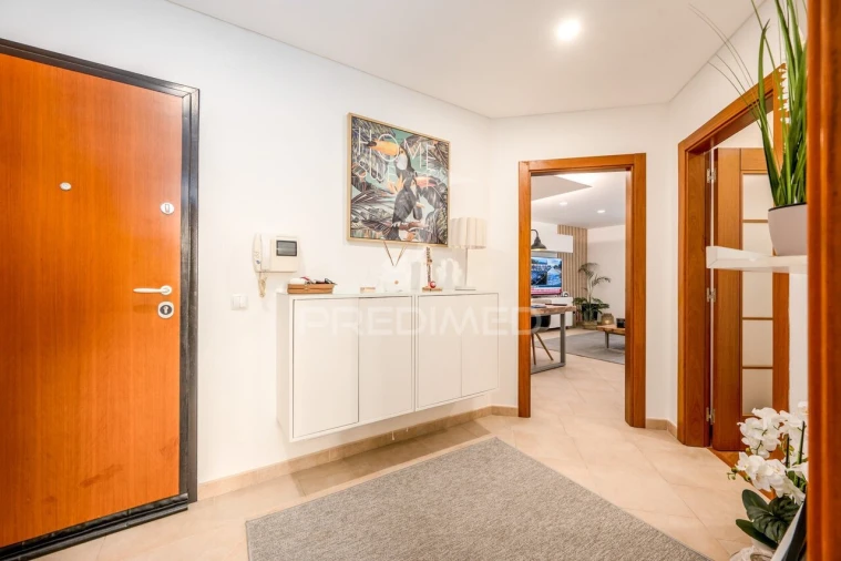 Apartamento T2 para Venda em Carregado e Cadafais Foto 4