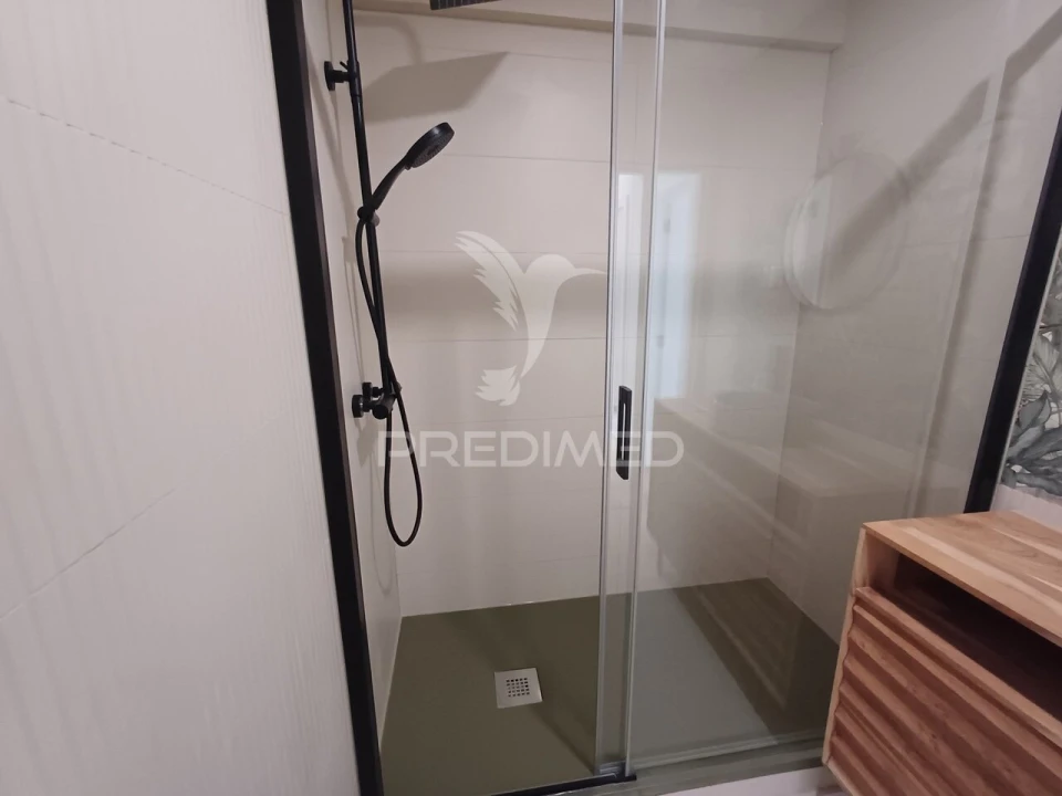Apartamento T1 para Venda em Seixal, Arrentela e Aldeia de Paio Pires Foto 11