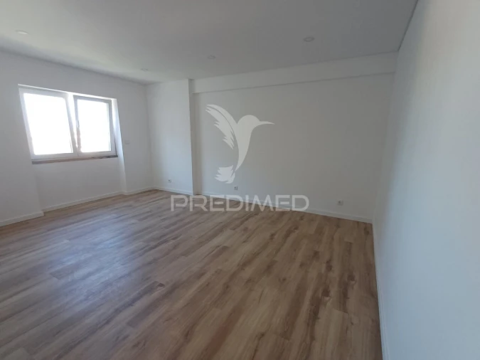 Apartamento T1 para Venda em Seixal, Arrentela e Aldeia de Paio Pires Foto 5