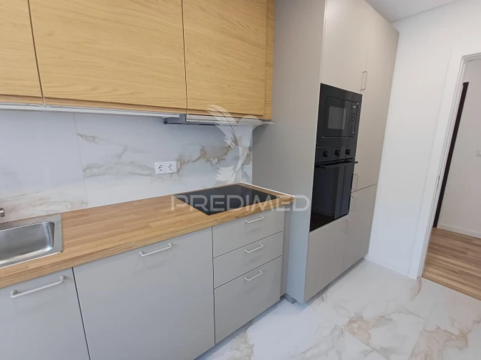 Apartamento T1 para Venda em Seixal, Arrentela e Aldeia de Paio Pires Foto 9