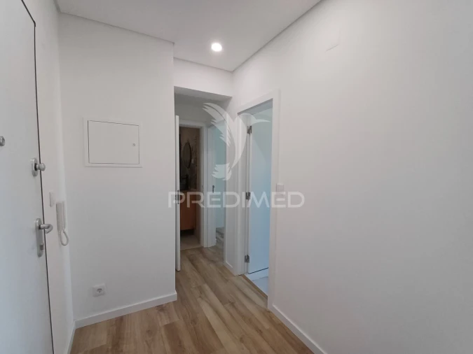 Apartamento T1 para Venda em Seixal, Arrentela e Aldeia de Paio Pires Foto 7