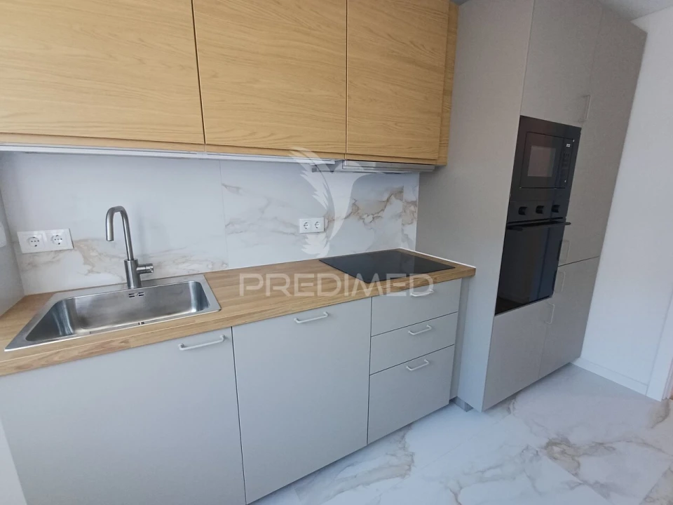 Apartamento T1 para Venda em Seixal, Arrentela e Aldeia de Paio Pires Foto 1