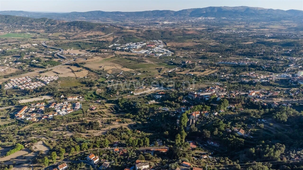 Terreno para Venda em Tortosendo Foto 18